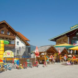 Restaurant, Pizzeria, Kinderwirt & Take-away Jagdhof, Restaurant in Flachau